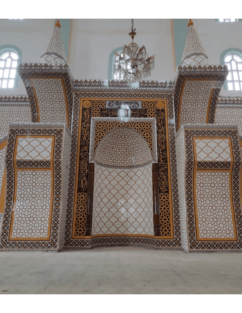 Mihrab, Pulpit, and Lectern-01